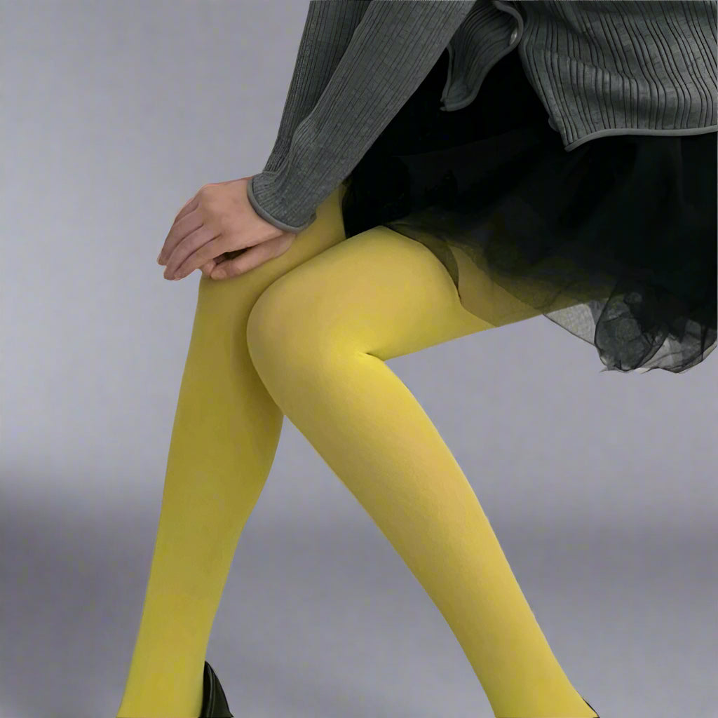 Yellow pantyhose