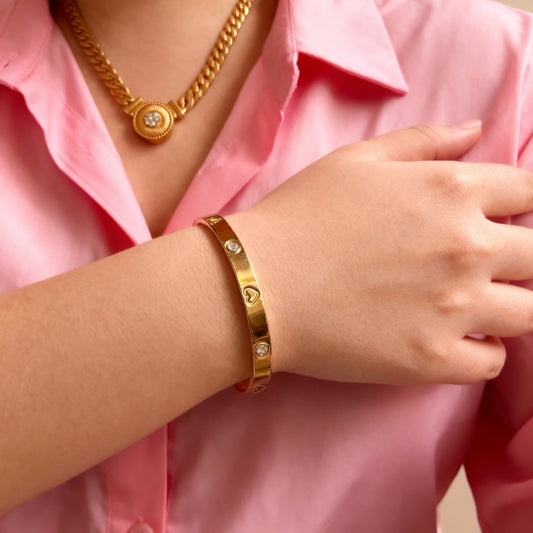 Heartfelt bangle