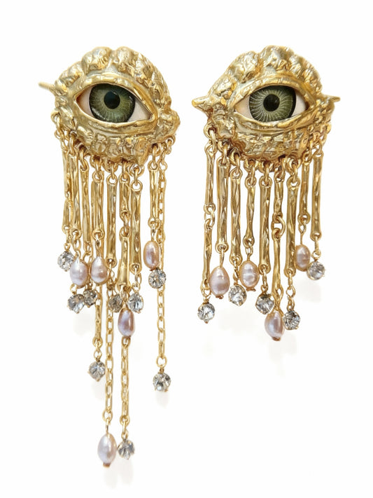 All eyes on me earrings